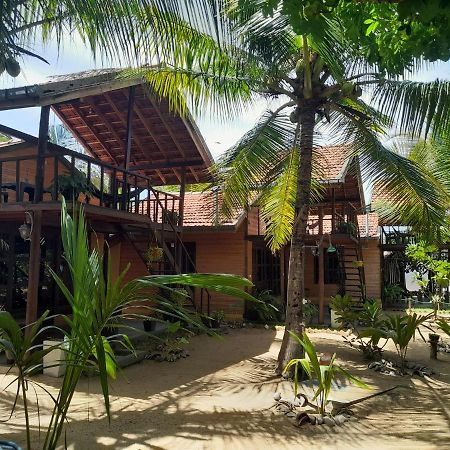 ארוגם Golden Beach Chalets מראה חיצוני תמונה